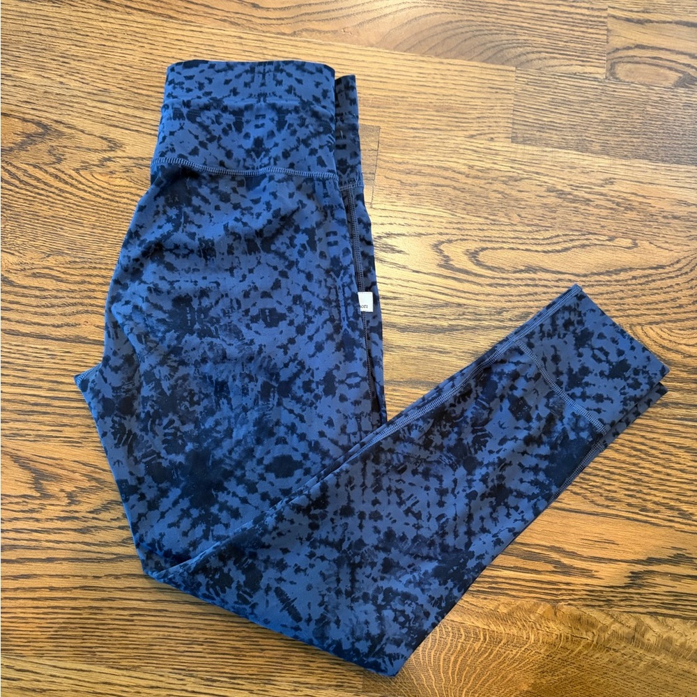 Vuori Daily Legging - size S - oceanic shibori